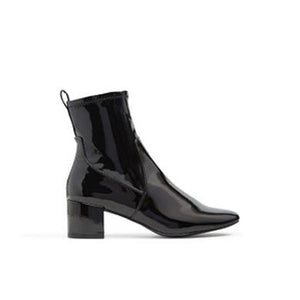 Pointed black shiny ankle Boots