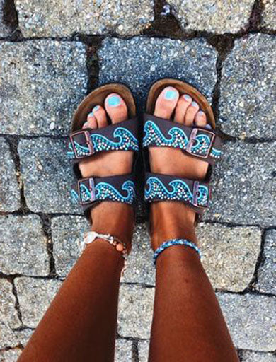 THEA waves island sandals